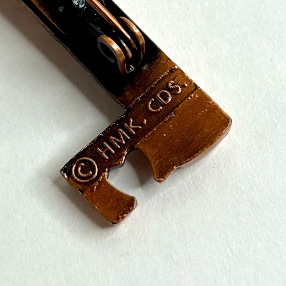 Hallmark Key Pin - Picture 3 of 4